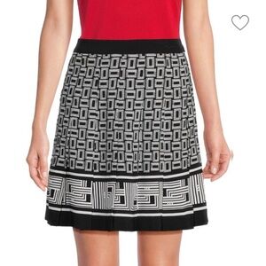 Karl Lagerfeld Black White Geometric Lightweight Pleated Mini Skirt,Women’s Sz 6